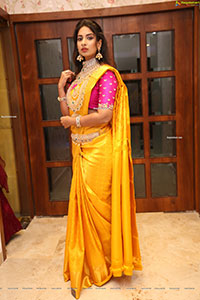 Archana Ravi Poses With Gold Jewellery