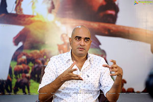 Director Krish at Kondapolam Movie Interview