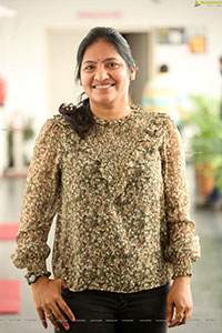 Director Lakshmi Sowjanya at Varudu Kaavalenu Interview