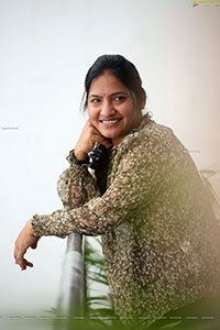 Director Lakshmi Sowjanya at Varudu Kaavalenu Interview