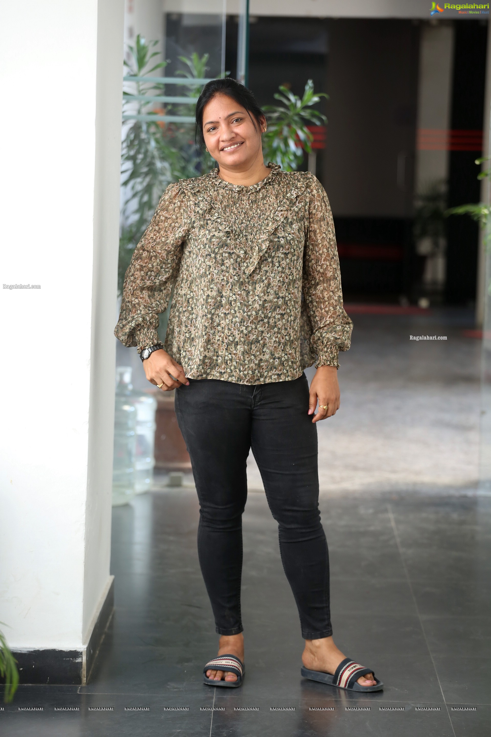 Director Lakshmi Sowjanya at Varudu Kaavalenu Movie Interview, HD Photo Gallery