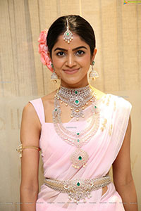 Drishika Chander in Traditional Jewellery