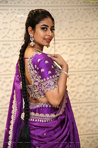 Honey Chowdary in Traditional Jewellery