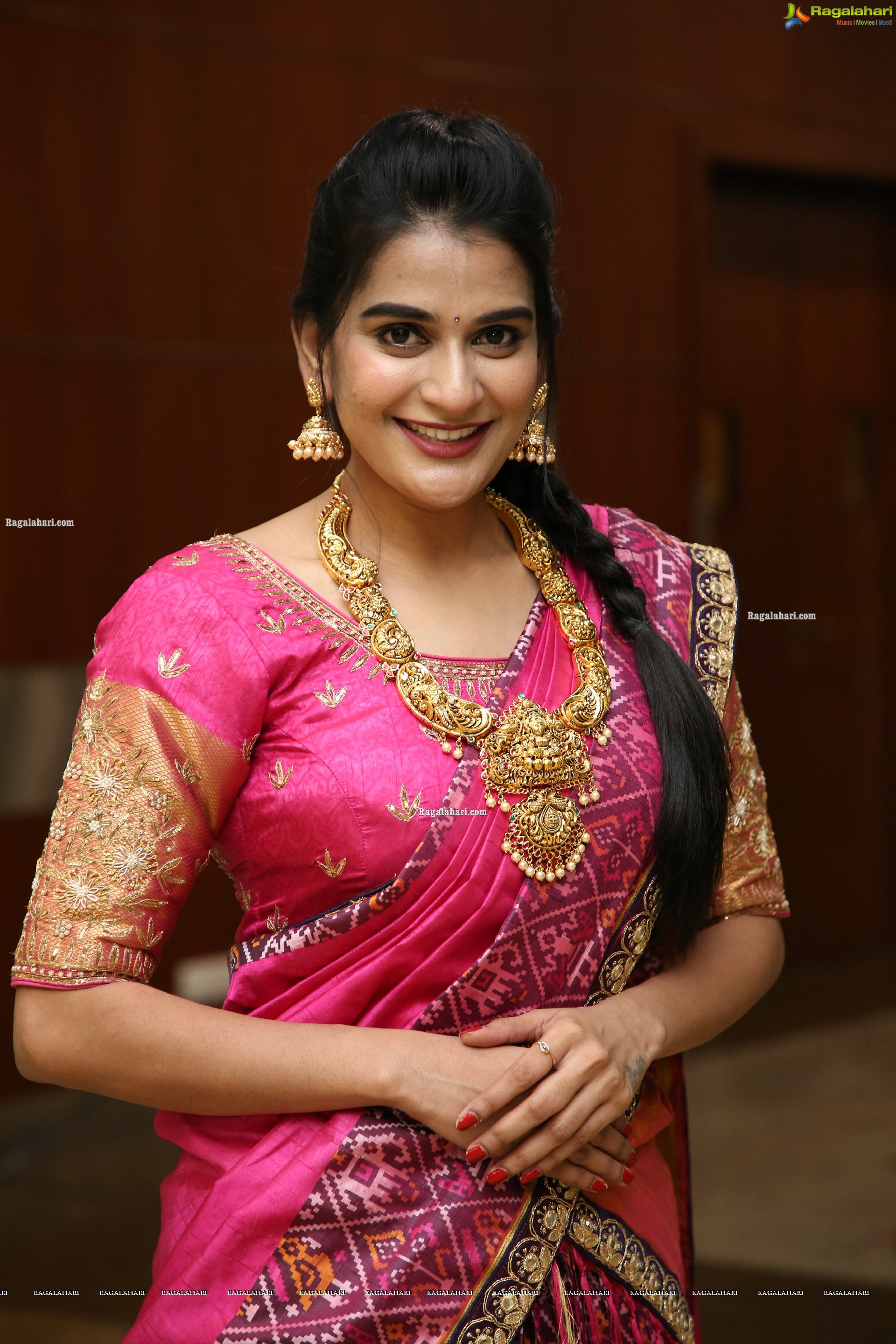 Jenny Honey in Pink Lehenga and Stunning Ornaments, HD Photo Gallery