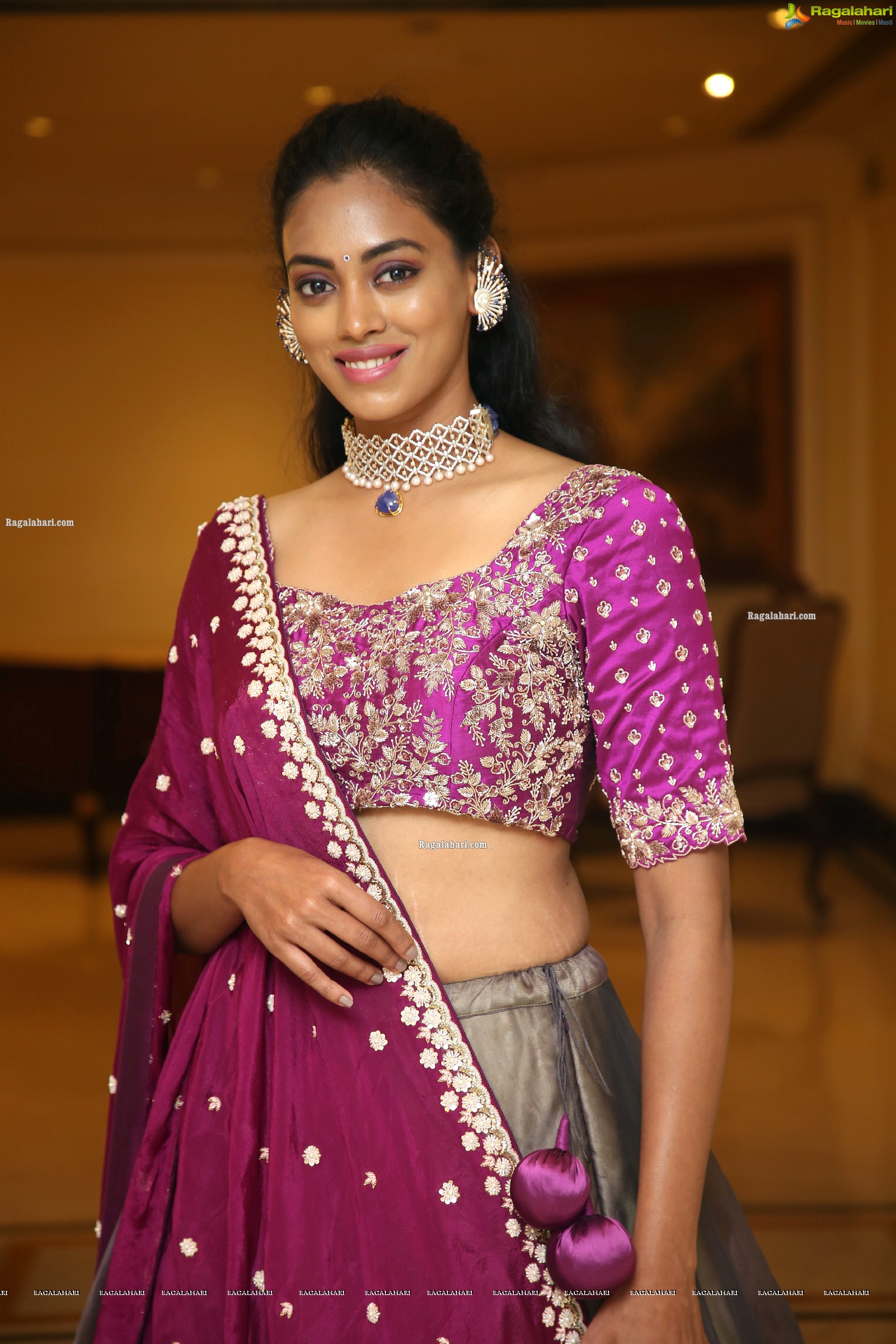 Kamakshi Bhaskarla Showcases a Collection at Zak Jewels Expo, HD Photo Gallery