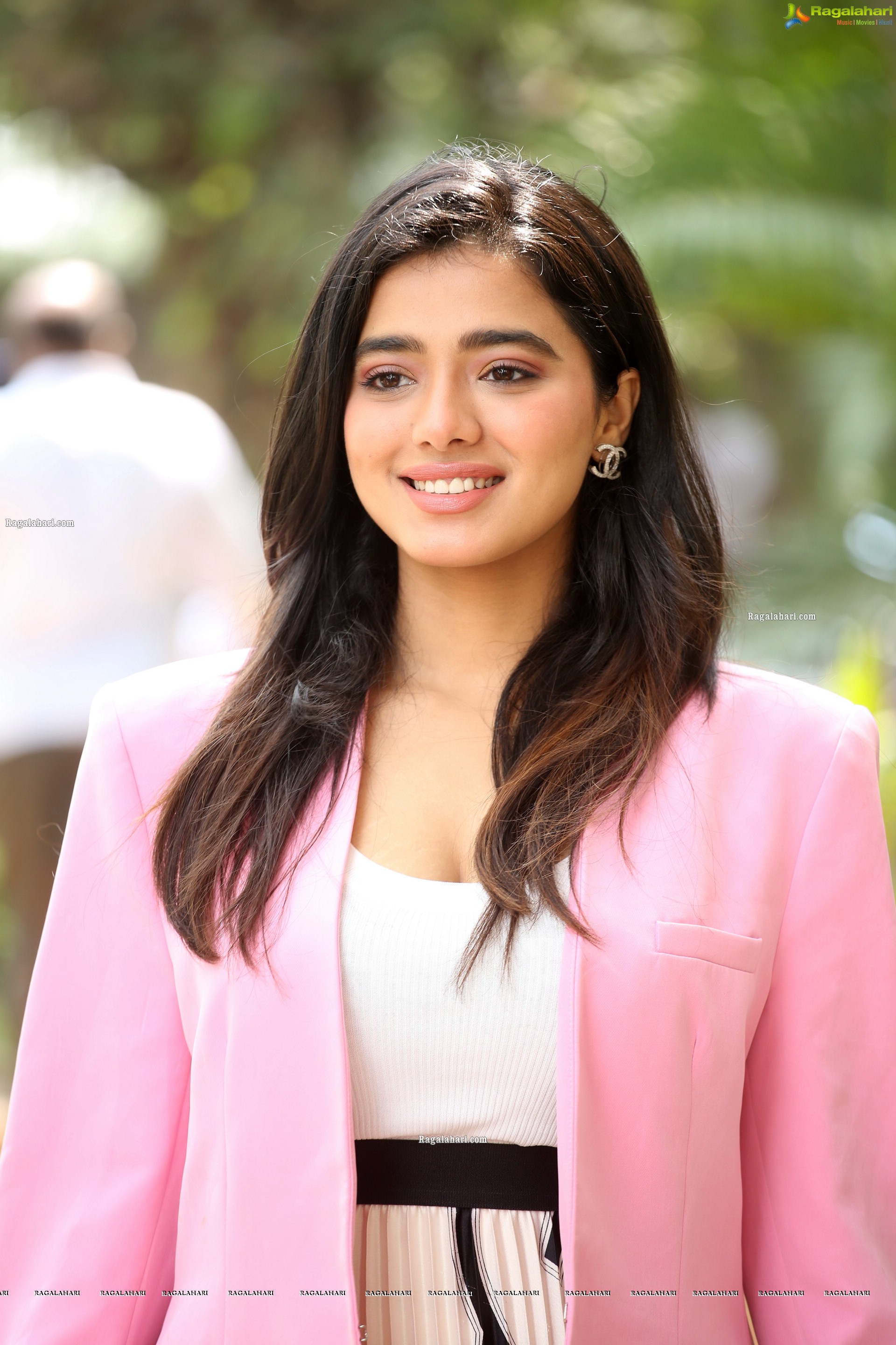 Ketika Sharma at Romantic Movie Press Meet, HD Photo Gallery