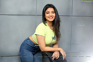 Ketika Sharma at Romantic Movie Interview