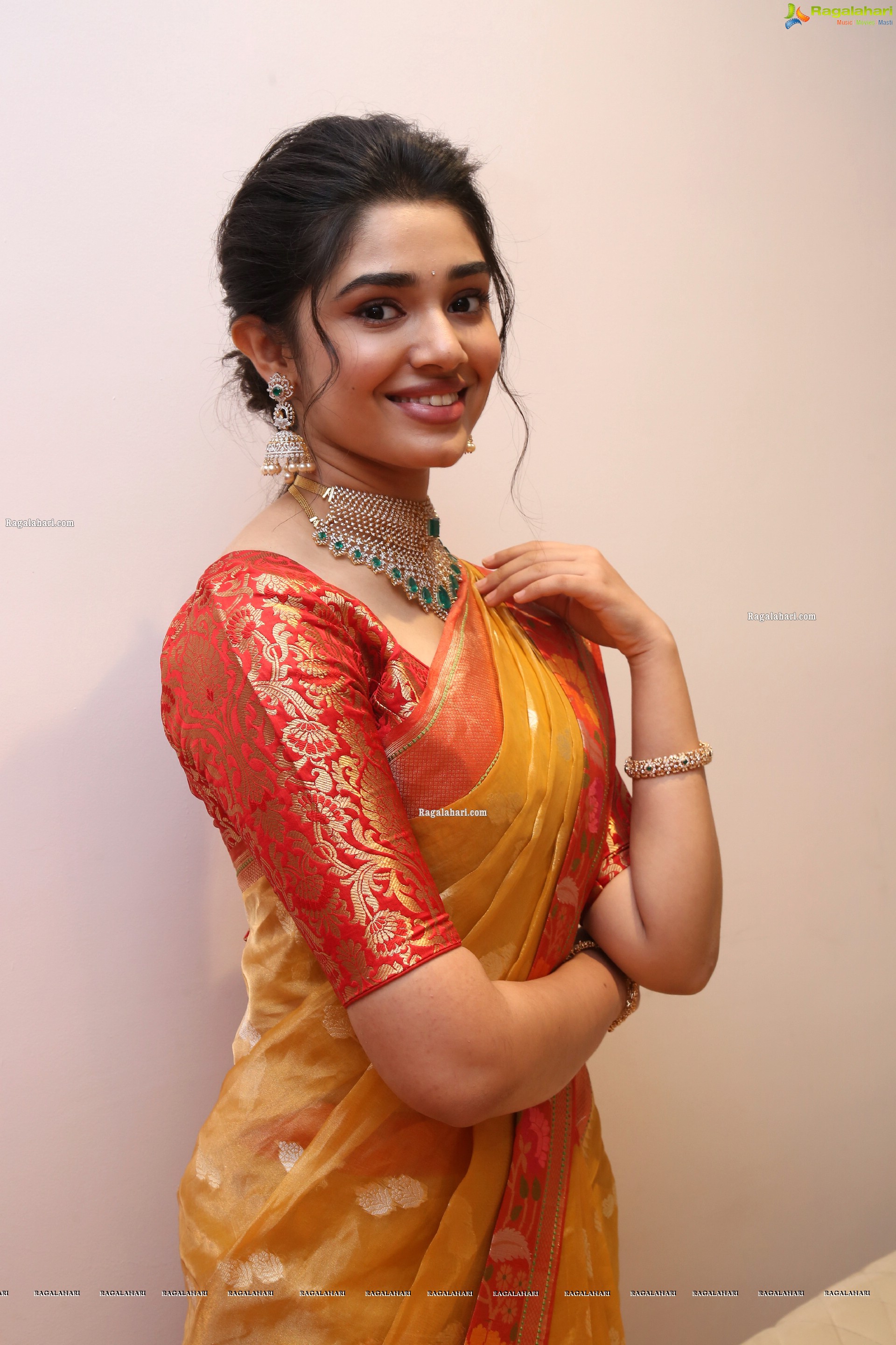 Krithi Shetty in Traditional Jewellery, HD Photo Gallery