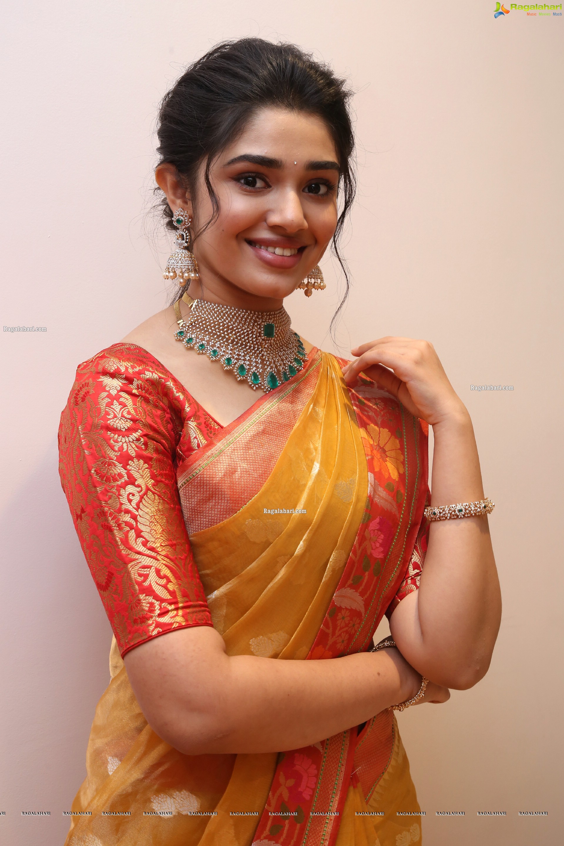 Krithi Shetty in Traditional Jewellery, HD Photo Gallery