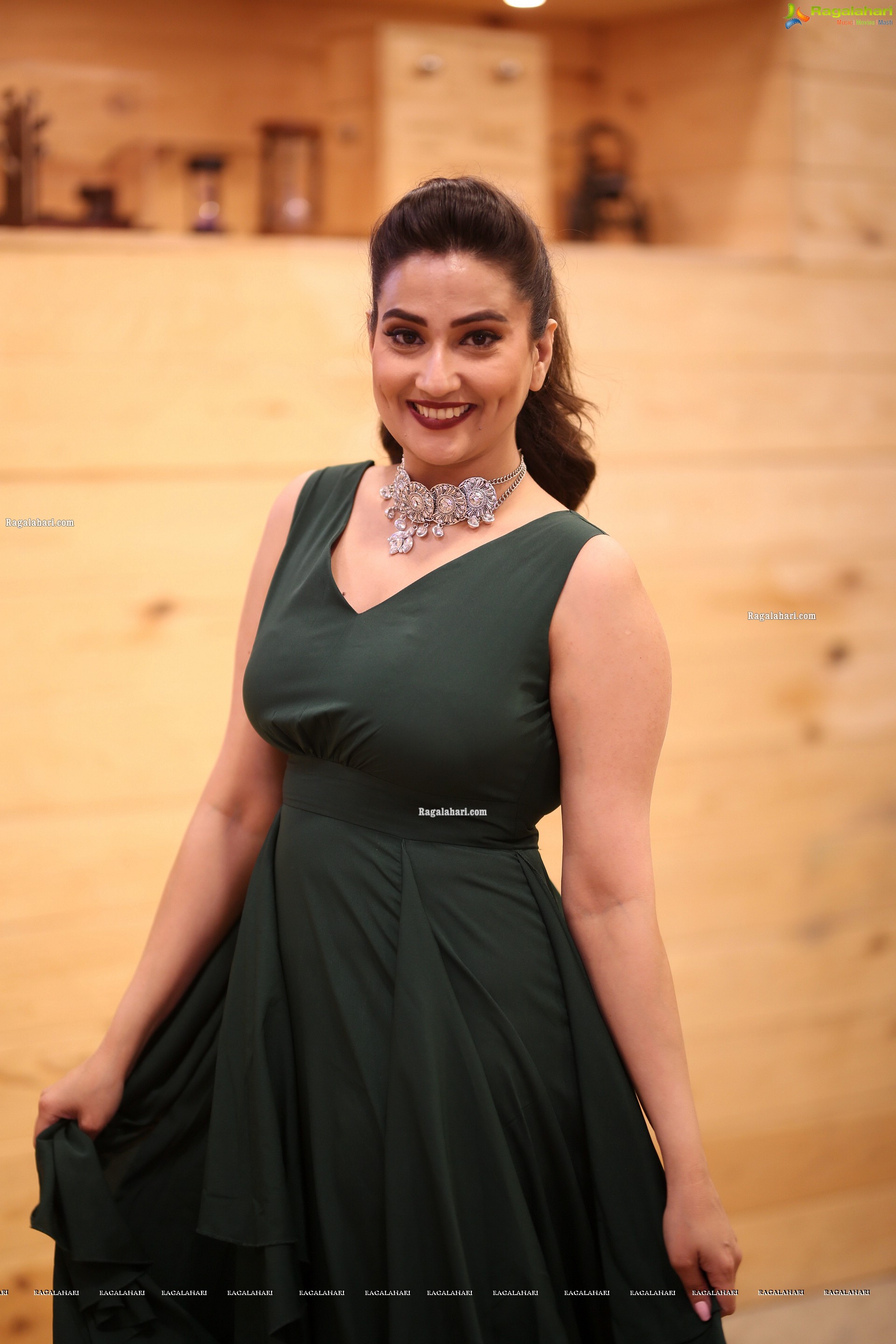 Anchor Manjusha at Enemy Movie Pre-Release Event, HD Photo Gallery