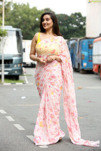 Manjusha in Light Pink Georgette Floral Saree