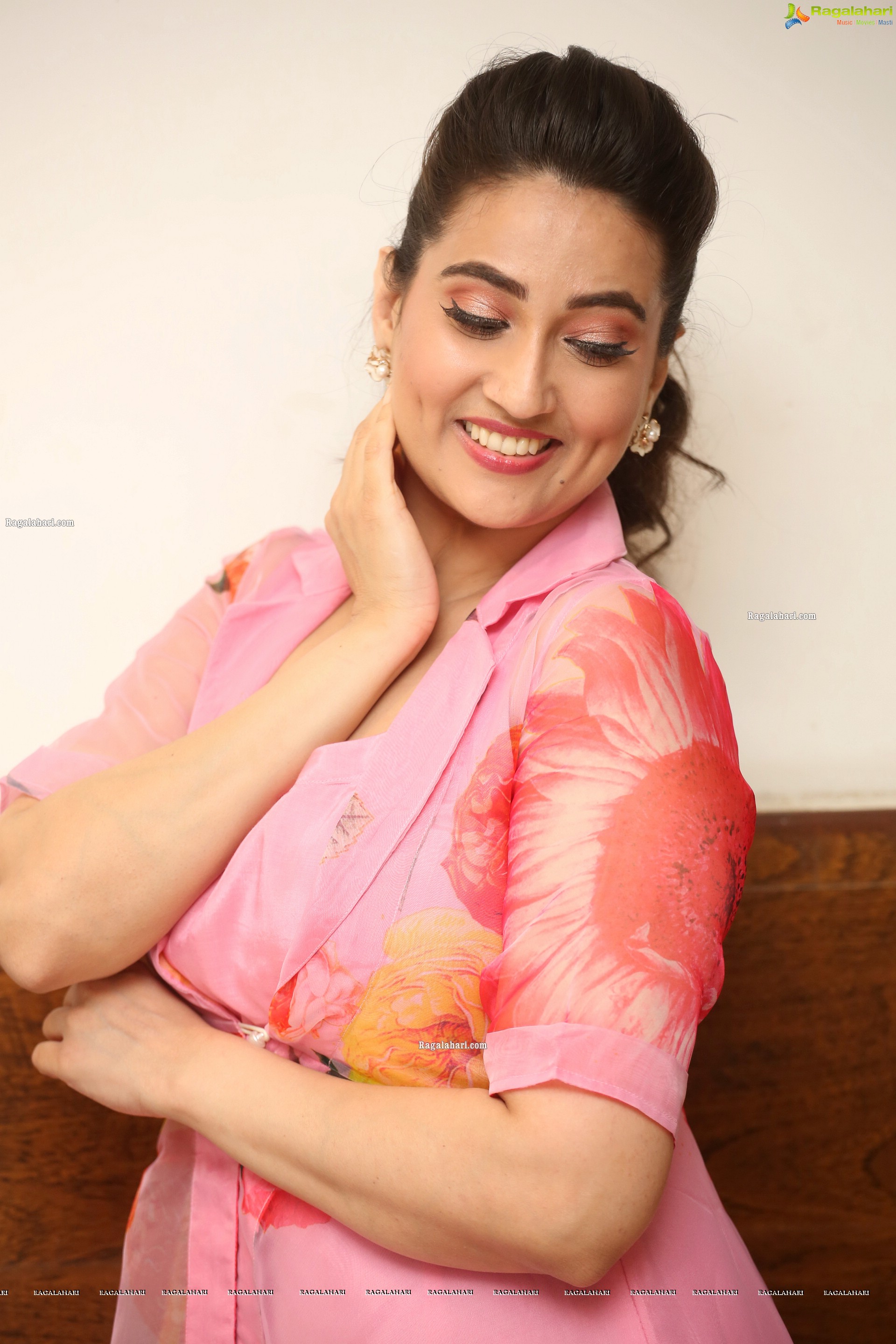 Manjusha at Most Eligible Bachelor Success Meet, HD Photo Gallery