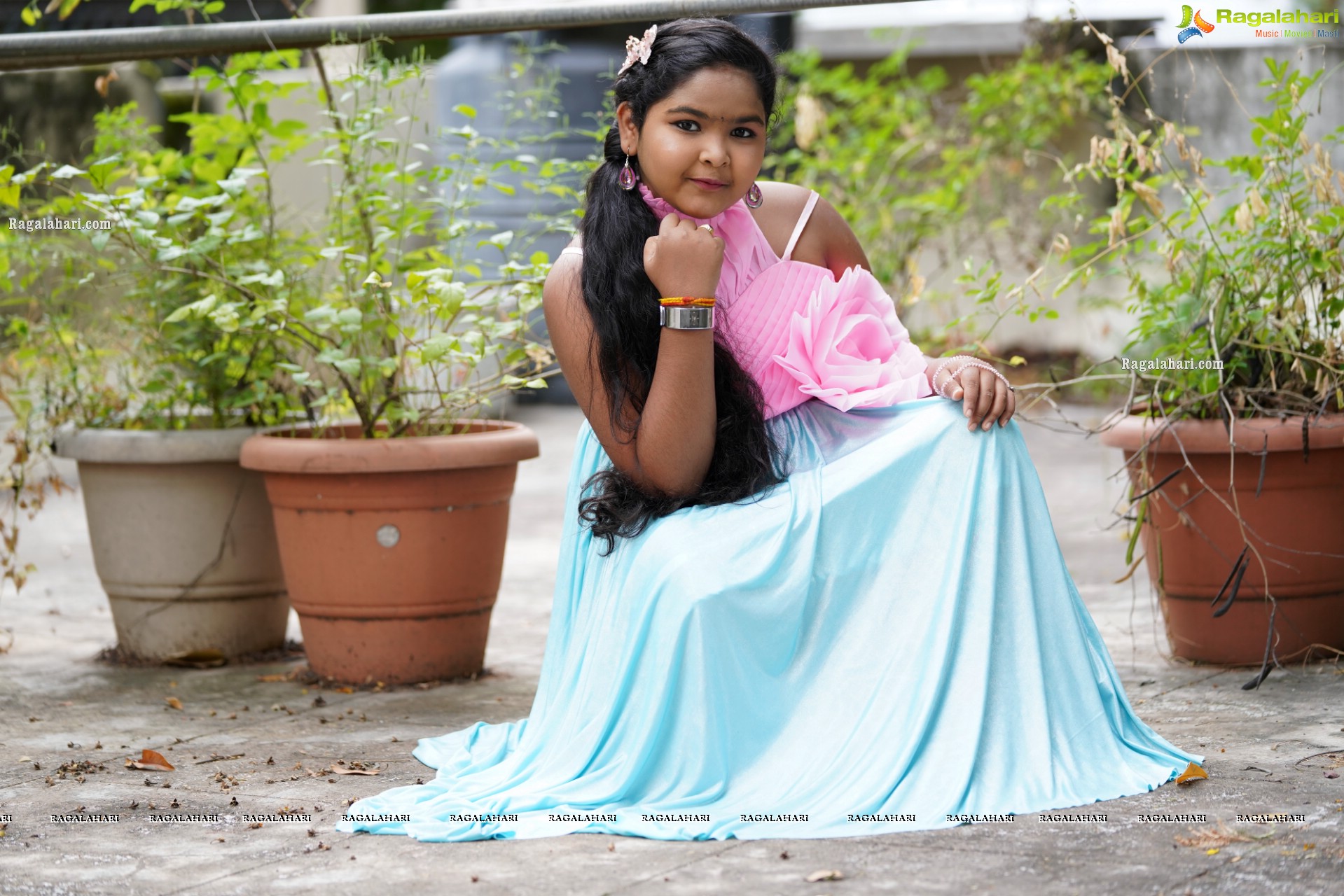 Child Artist Moksha Pilli Latest Photoshoot Stills, HD Photo Gallery