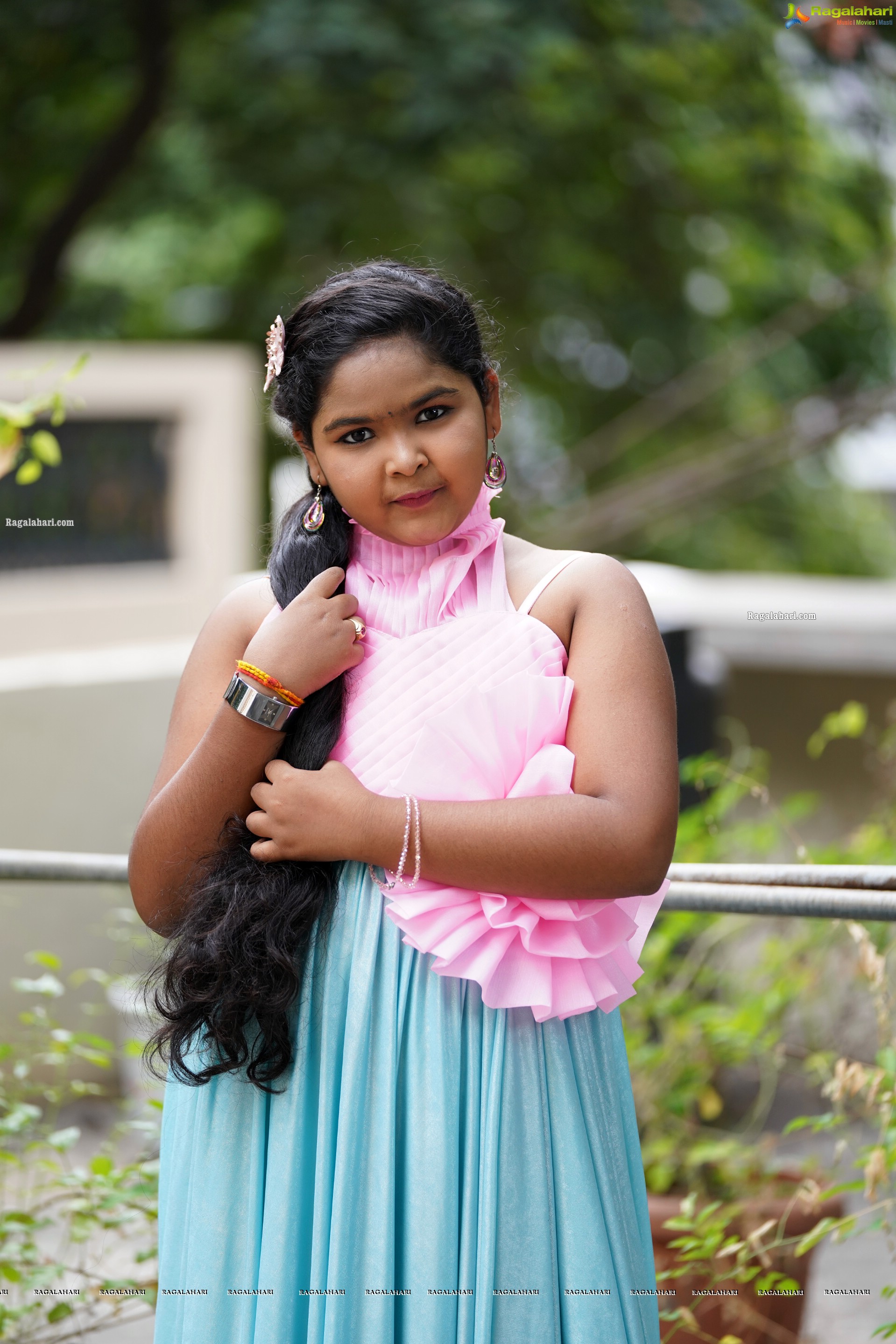 Child Artist Moksha Pilli Latest Photoshoot Stills, HD Photo Gallery