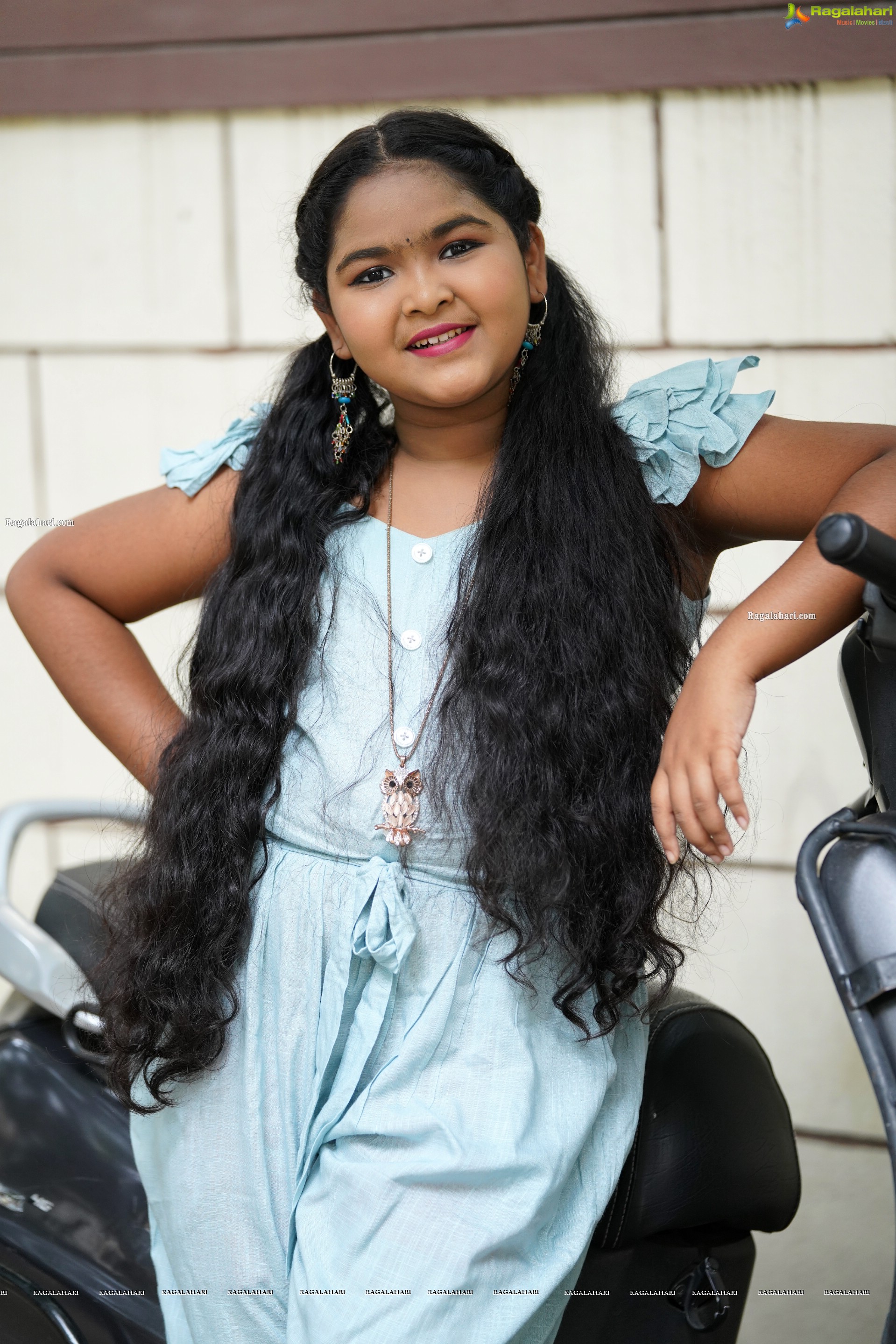 Child Artist Moksha Pilli Latest Photoshoot Stills, HD Photo Gallery