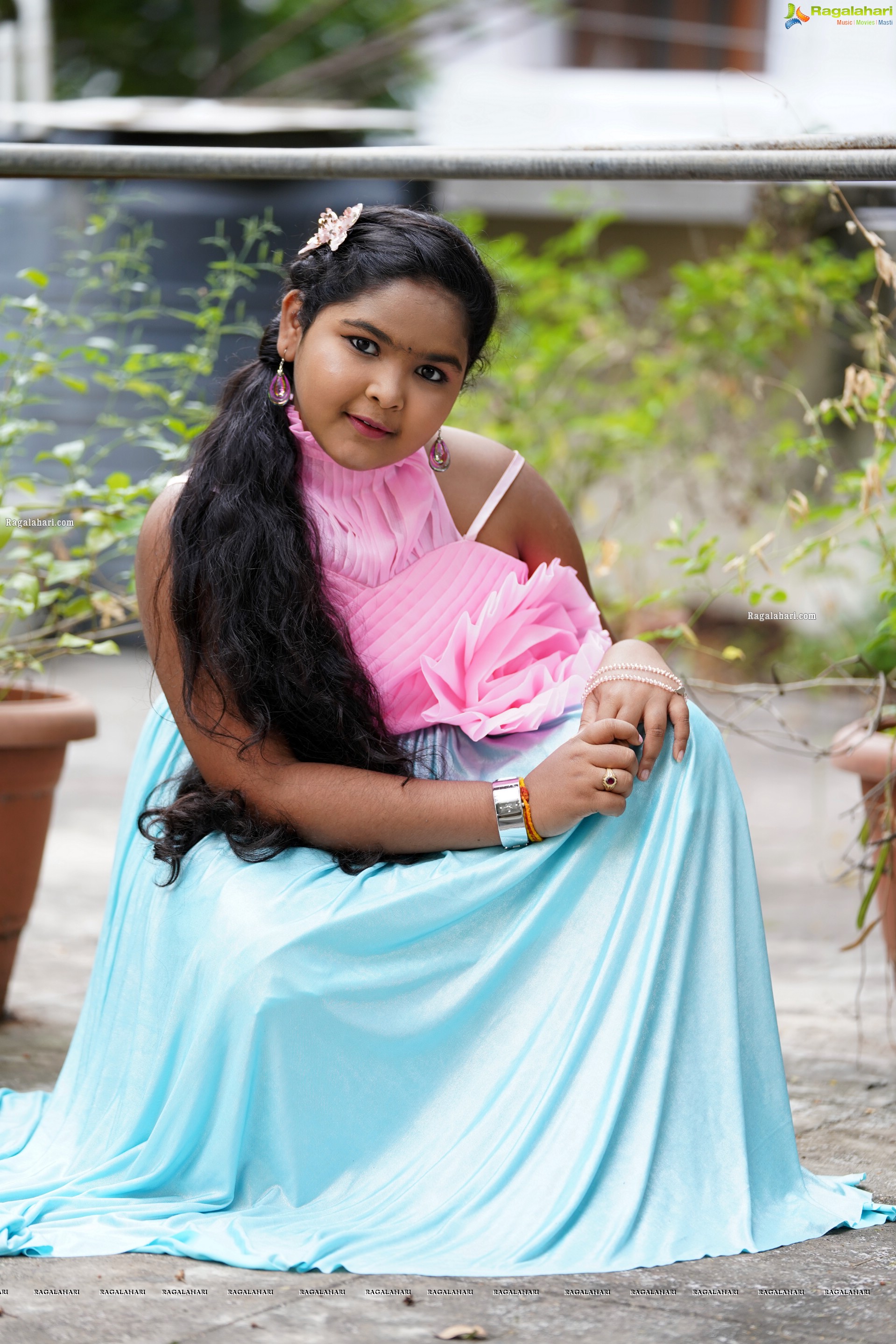 Child Artist Moksha Pilli Latest Photoshoot Stills, HD Photo Gallery