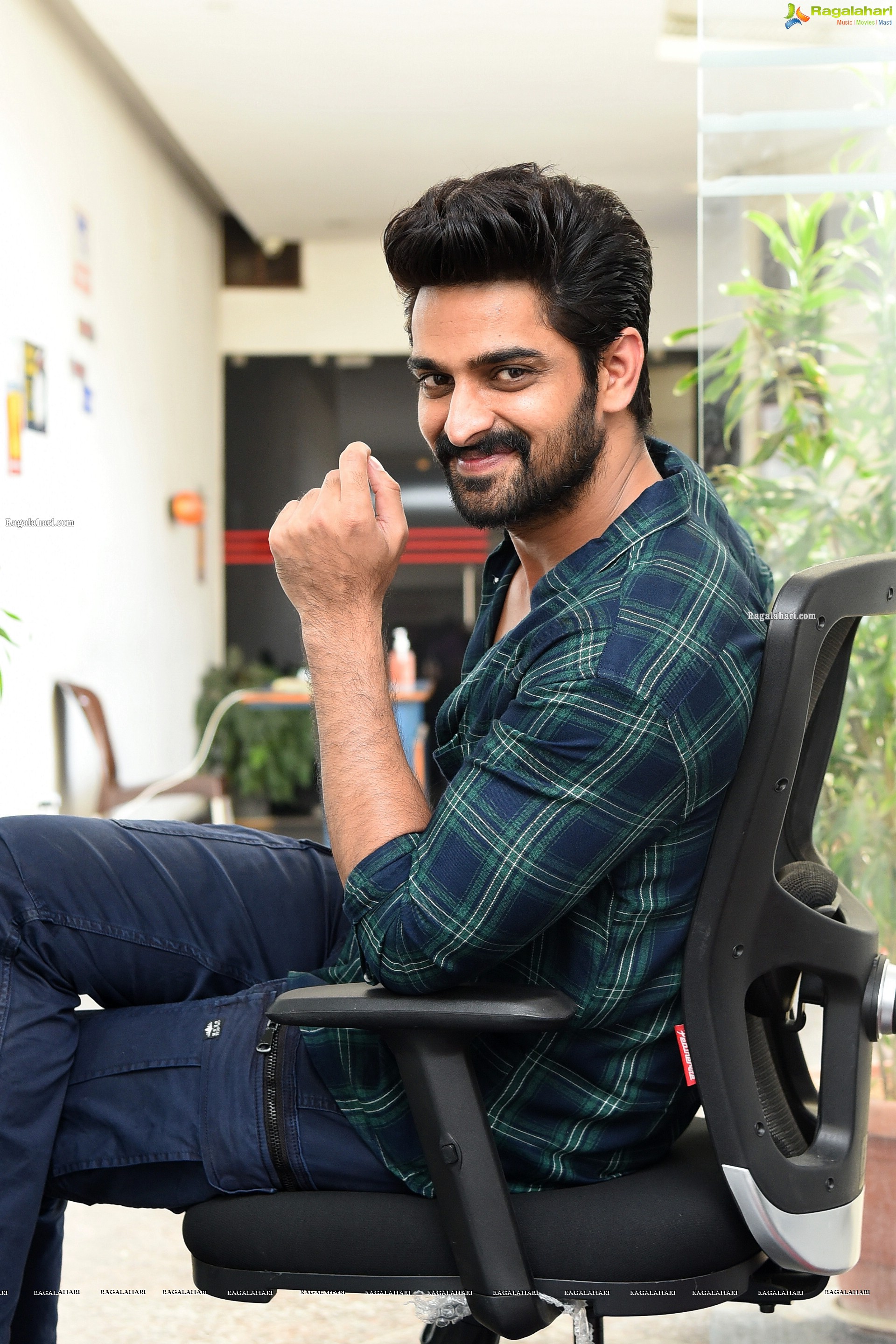 Naga Shaurya at Varudu Kaavalenu Movie Interview, HD Photo Gallery