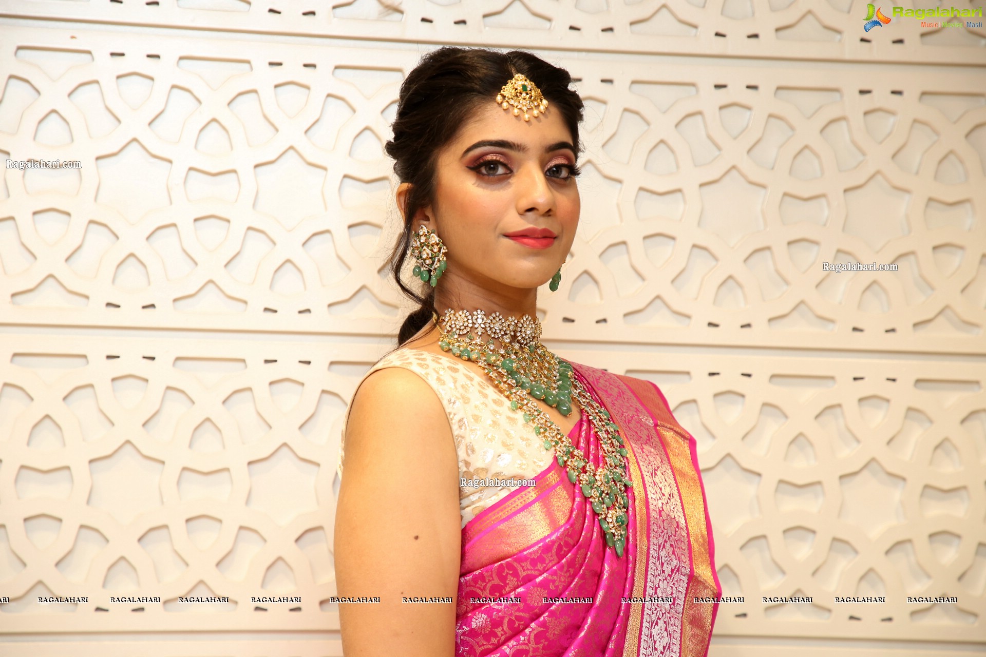 Nikita Chowdary in Traditional Jewellery, HD Photo Gallery