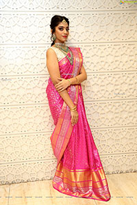 Nikita Chowdary in Traditional Jewellery