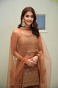 Pooja Hegde at Varudu Kaavalenu Movie Sangeeth Event