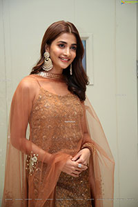 Pooja Hegde at Varudu Kaavalenu Movie Sangeeth Event