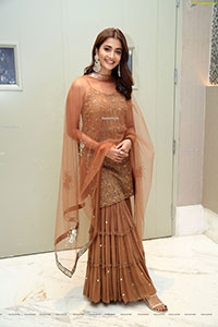 Pooja Hegde at Varudu Kaavalenu Movie Sangeeth Event