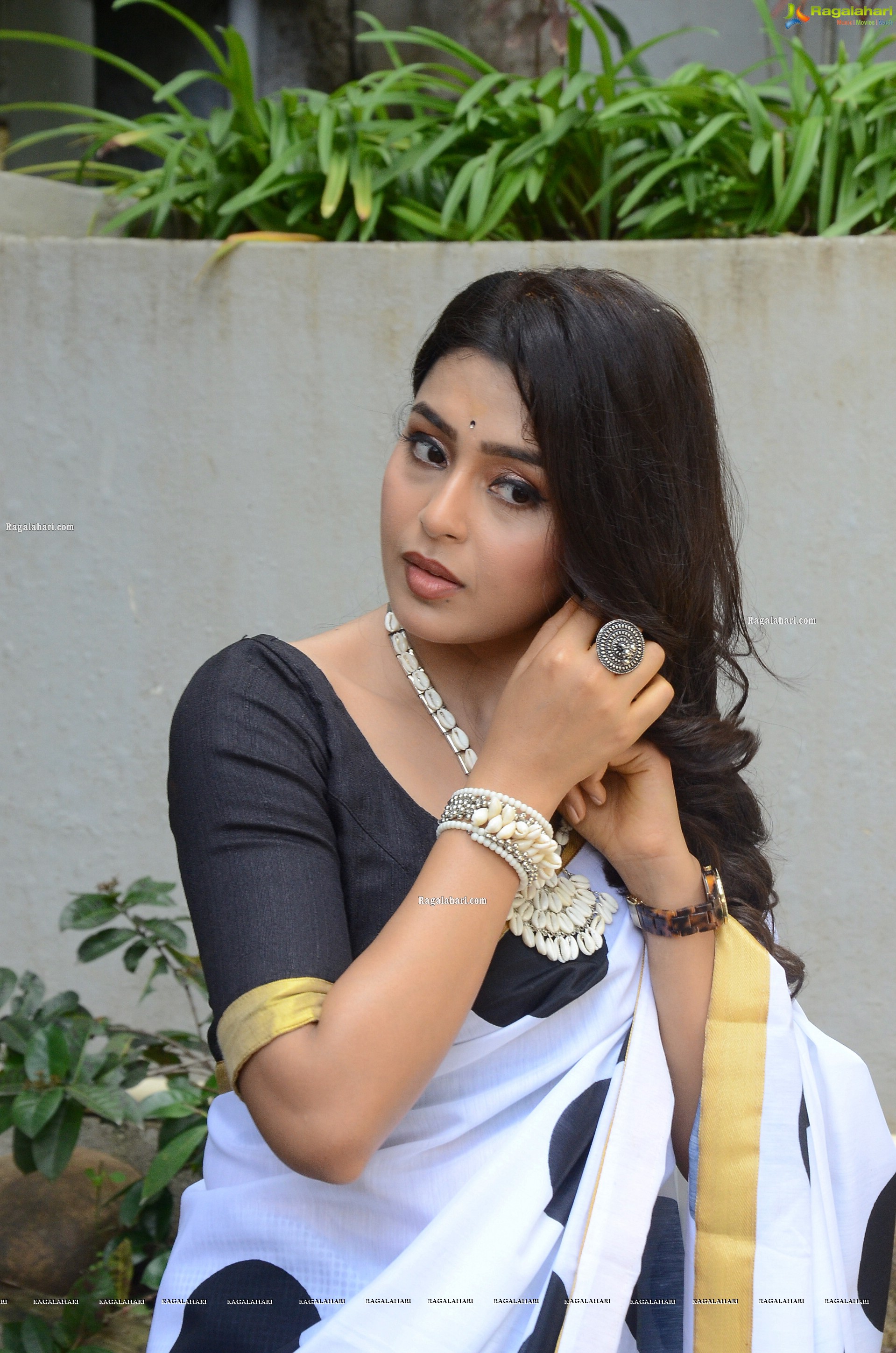 Pritha Sengupta at Auto Rajini Movie Opening, HD Photo Gallery