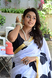 Pritha Sengupta at Auto Rajini Movie Opening