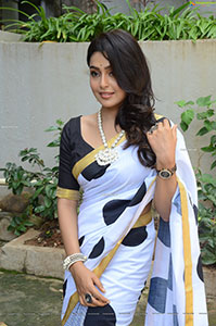 Pritha Sengupta at Auto Rajini Movie Opening