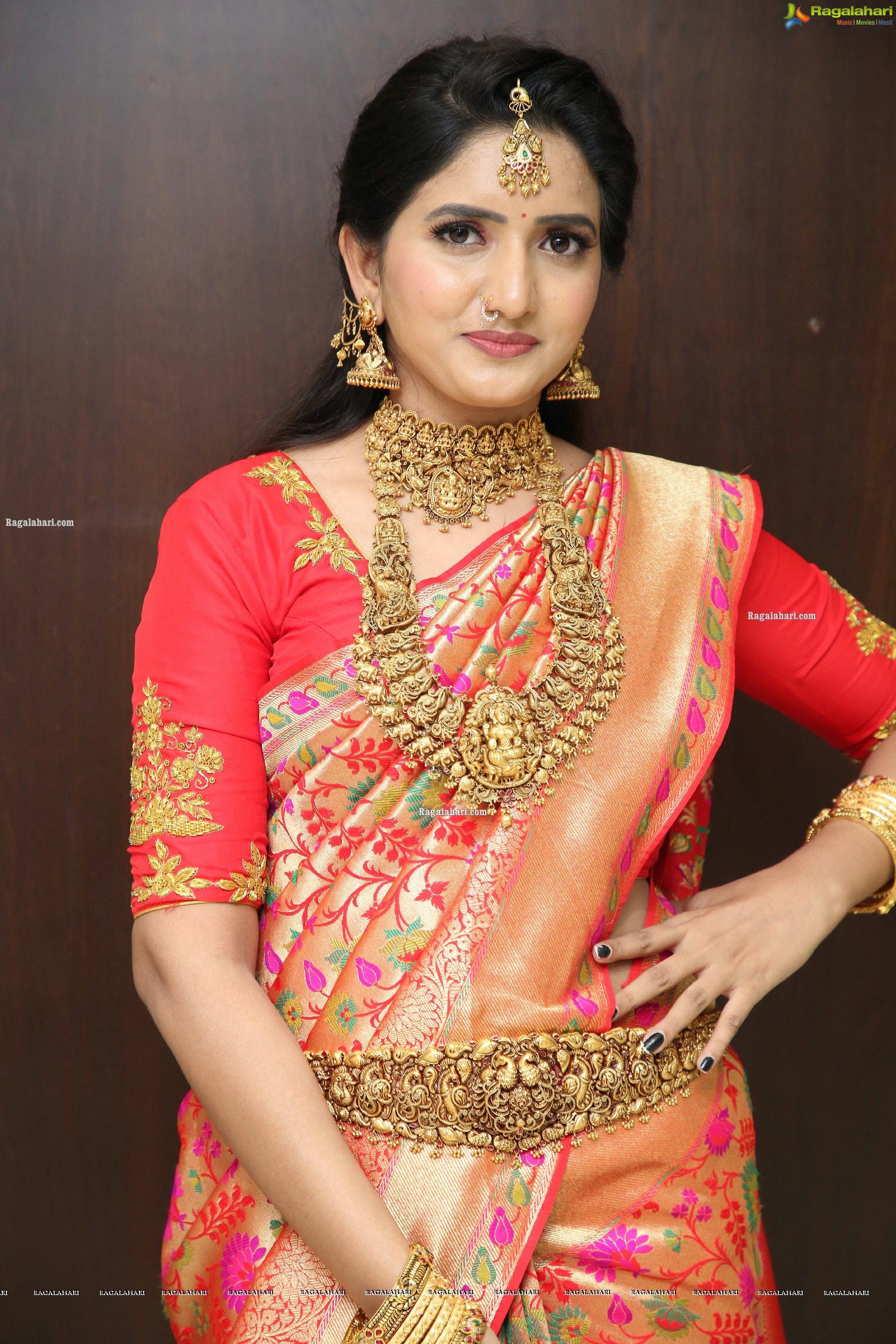 Priya Murthy in Traditional Jewellery, HD Photo Gallery