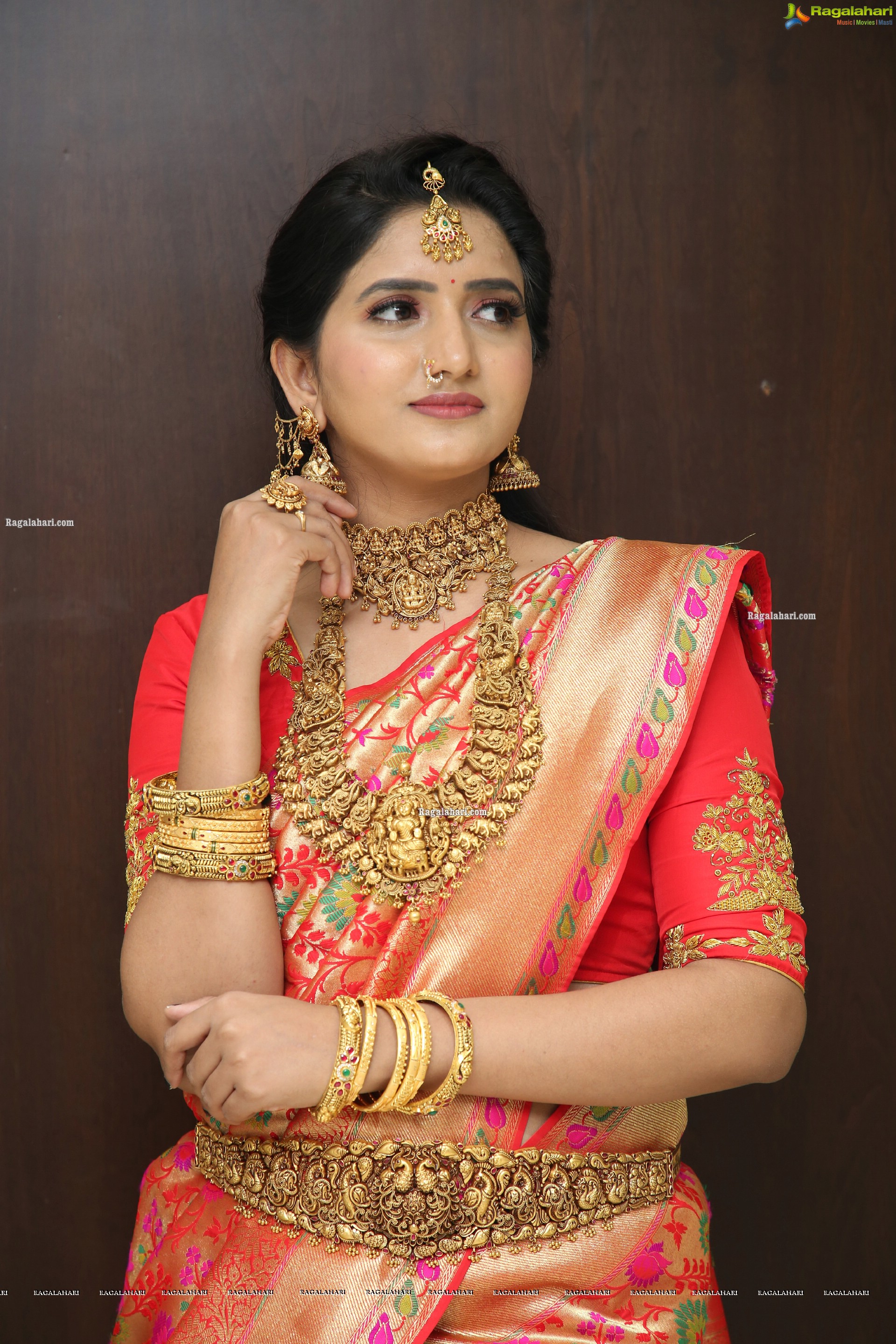 Priya Murthy in Traditional Jewellery, HD Photo Gallery