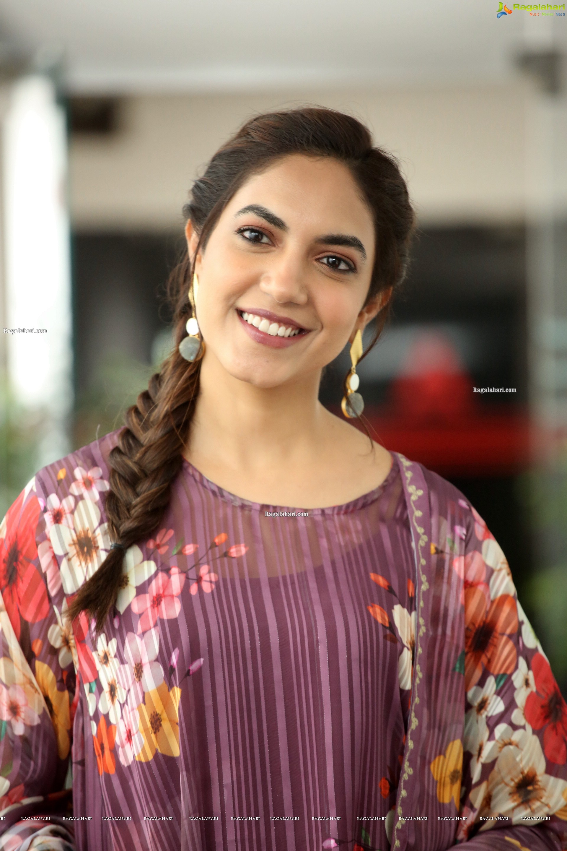 Ritu Varma at Varudu Kaavalenu Movie Interview, HD Photo Gallery