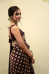 Ritu Varma at Varudu Kaavalenu Movie Pre-Release Event
