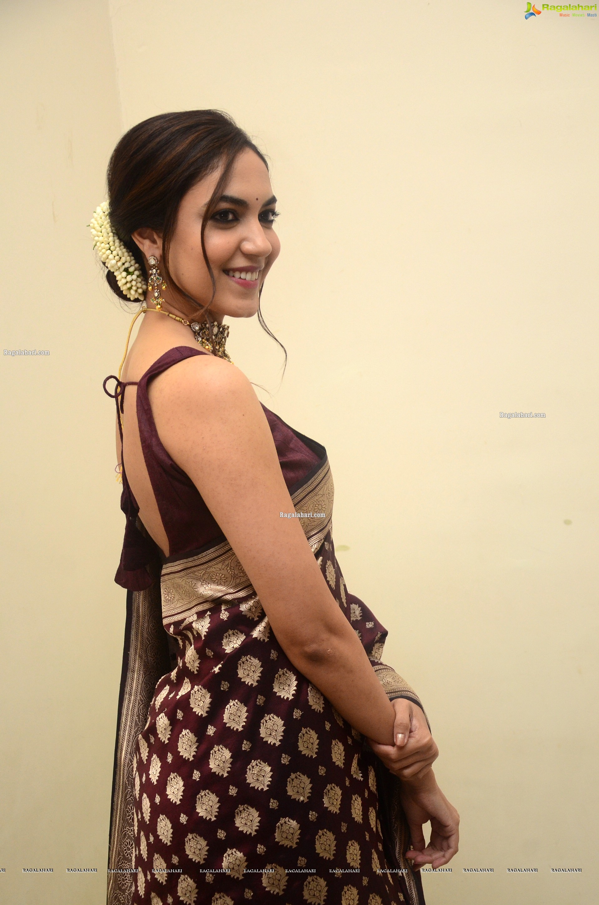 Ritu Varma at Varudu Kaavalenu Movie Pre-Release Event, HD Photo Gallery
