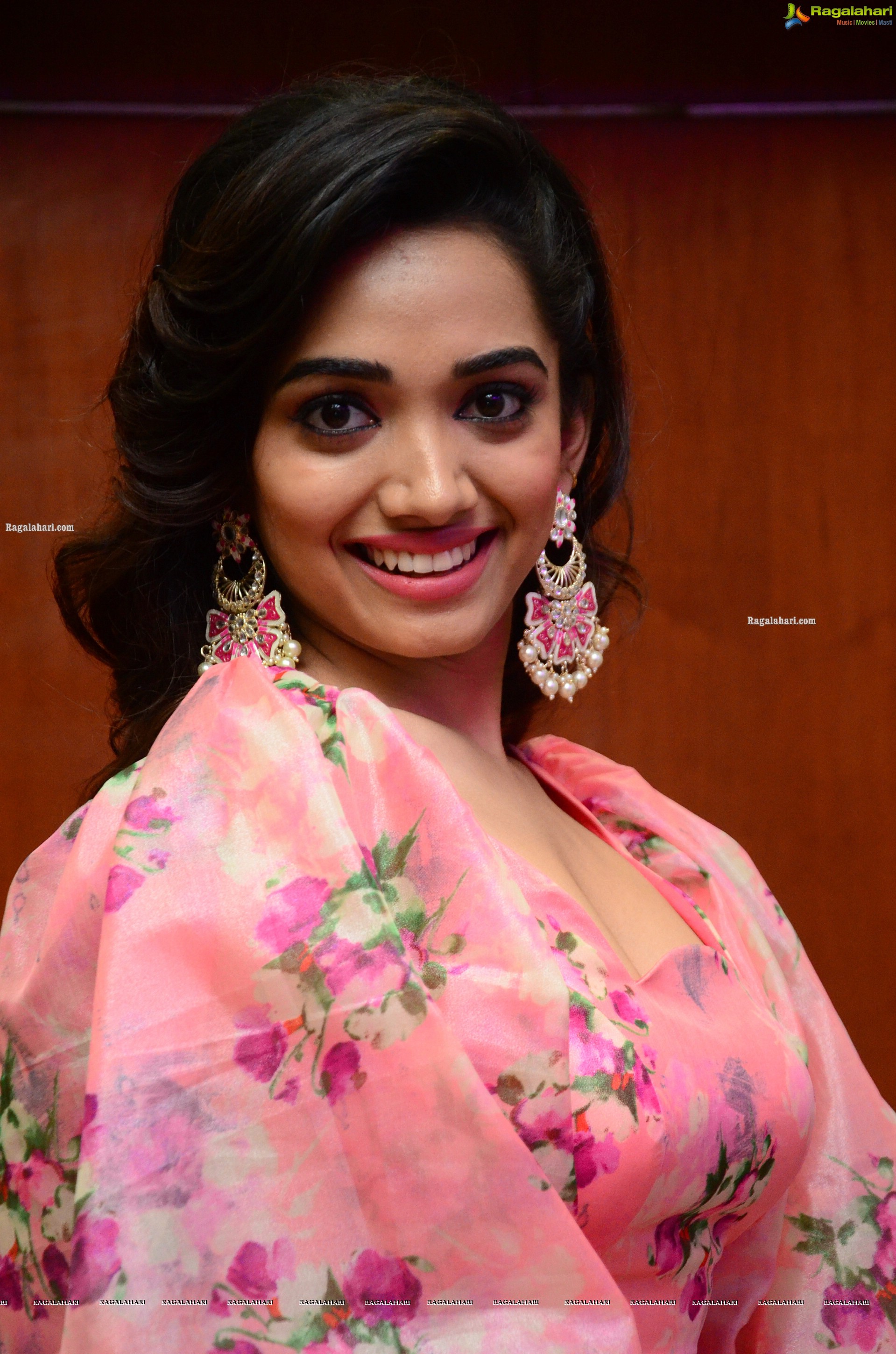 Saanve Megghana at Pushpaka Vimanam Movie Trailer Launch, HD Photo Gallery