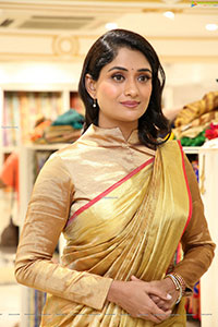 Sandhya Raju at Singhania’s New Bridal Collection Launch