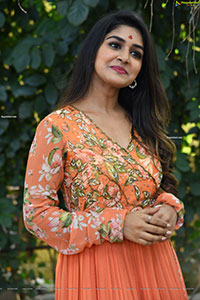 Sanjana Anand Latest Stills