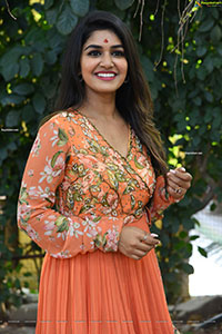 Sanjana Anand Latest Stills