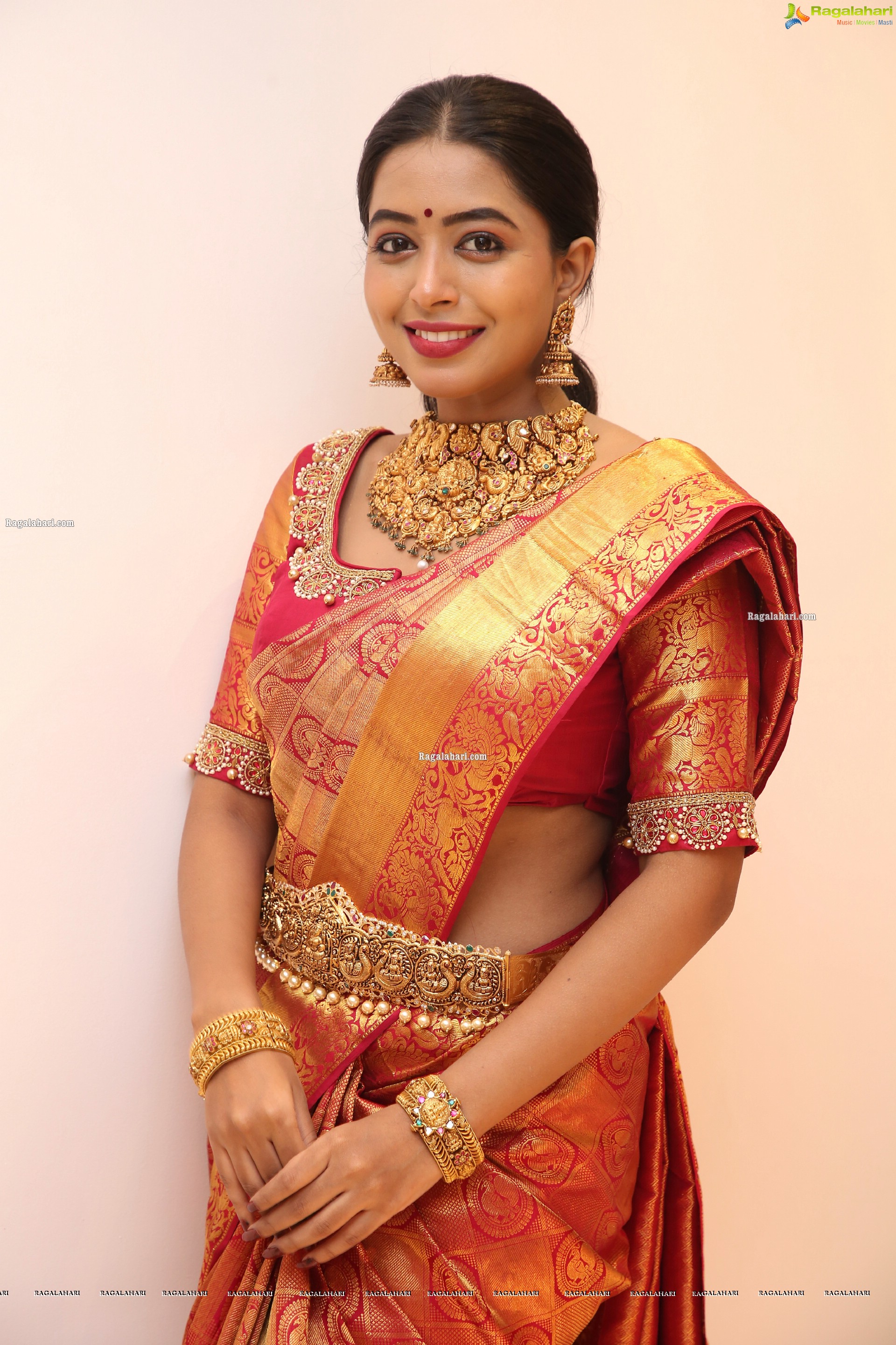 Rittika Chakraborty in Traditional Jewellery, HD Photo Gallery