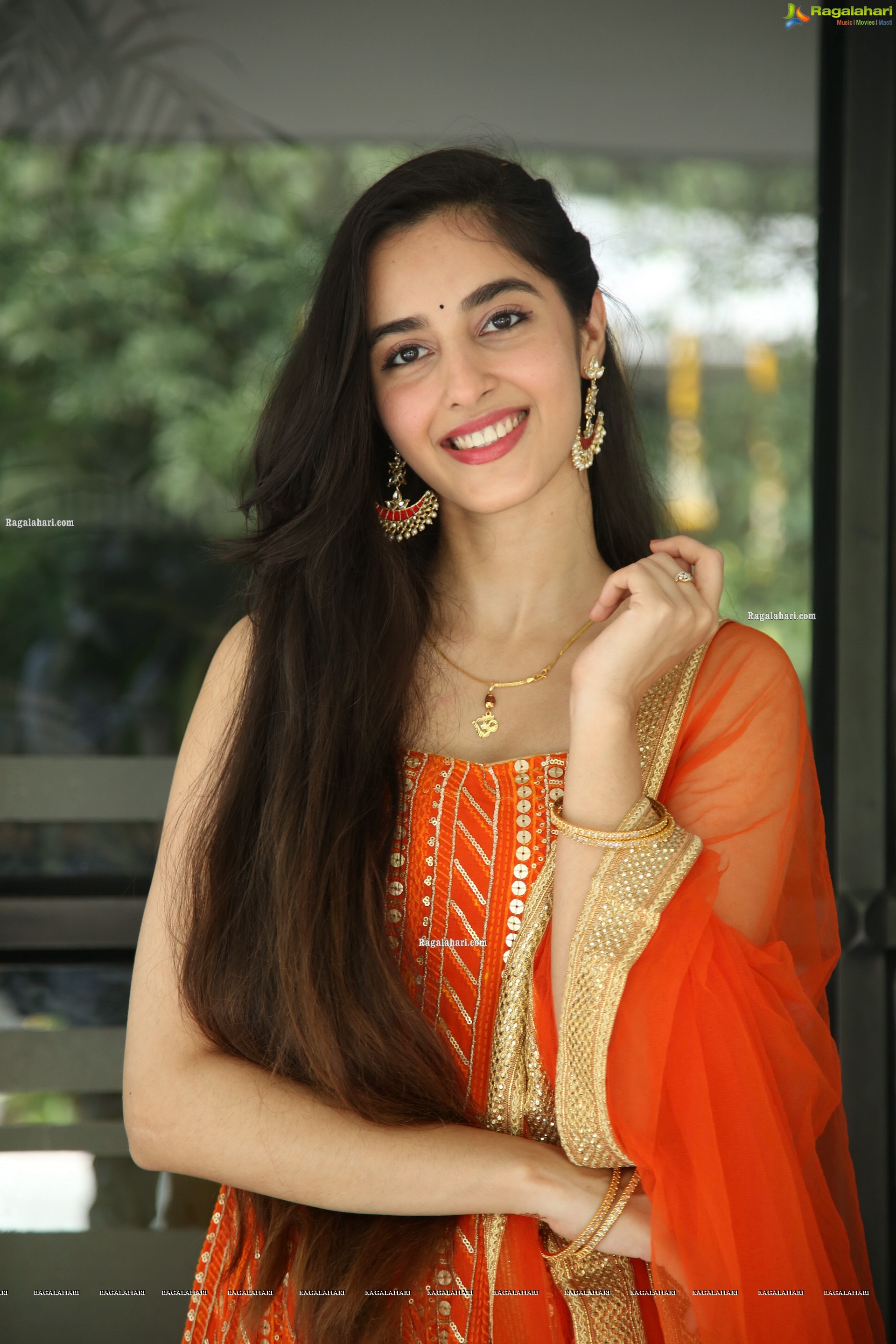 Simrat Kaur at Mass Maharaja Movie Opening, HD Photo Gallery