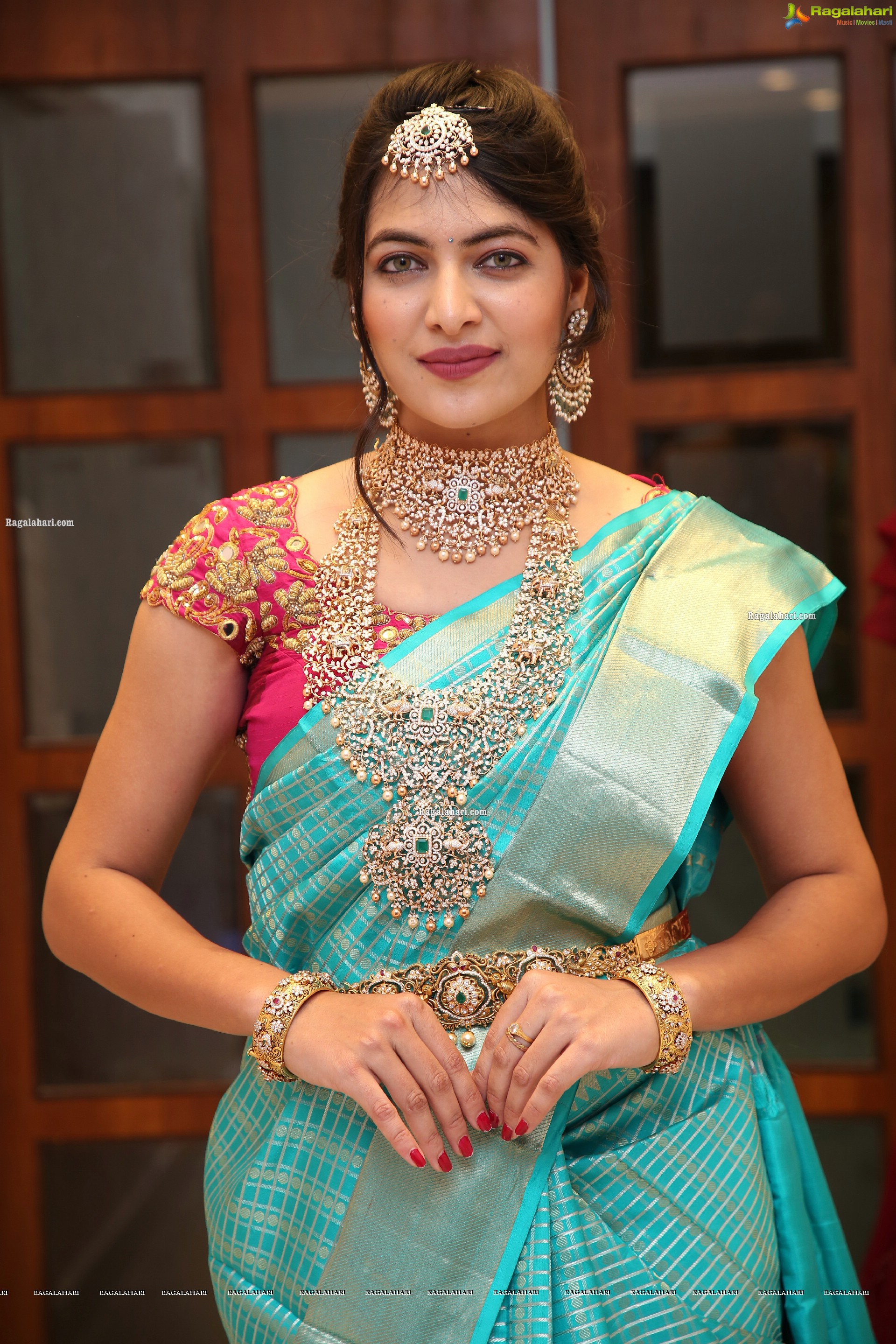 Supraja Reddy Poses With Gold Jewellery, HD Photo Gallery