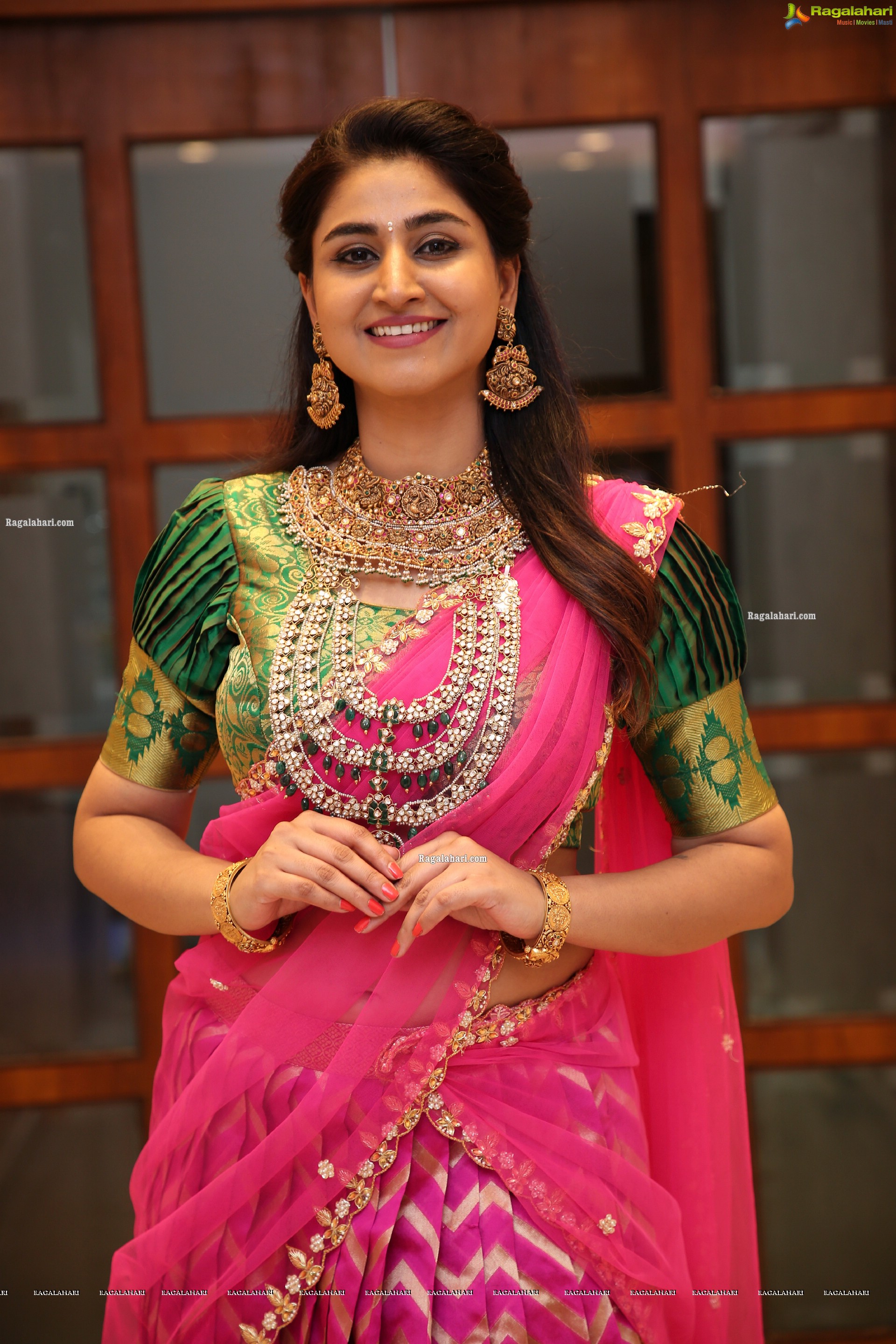 Varshini Sounderajan Poses With Gold Jewellery, HD Photo Gallery