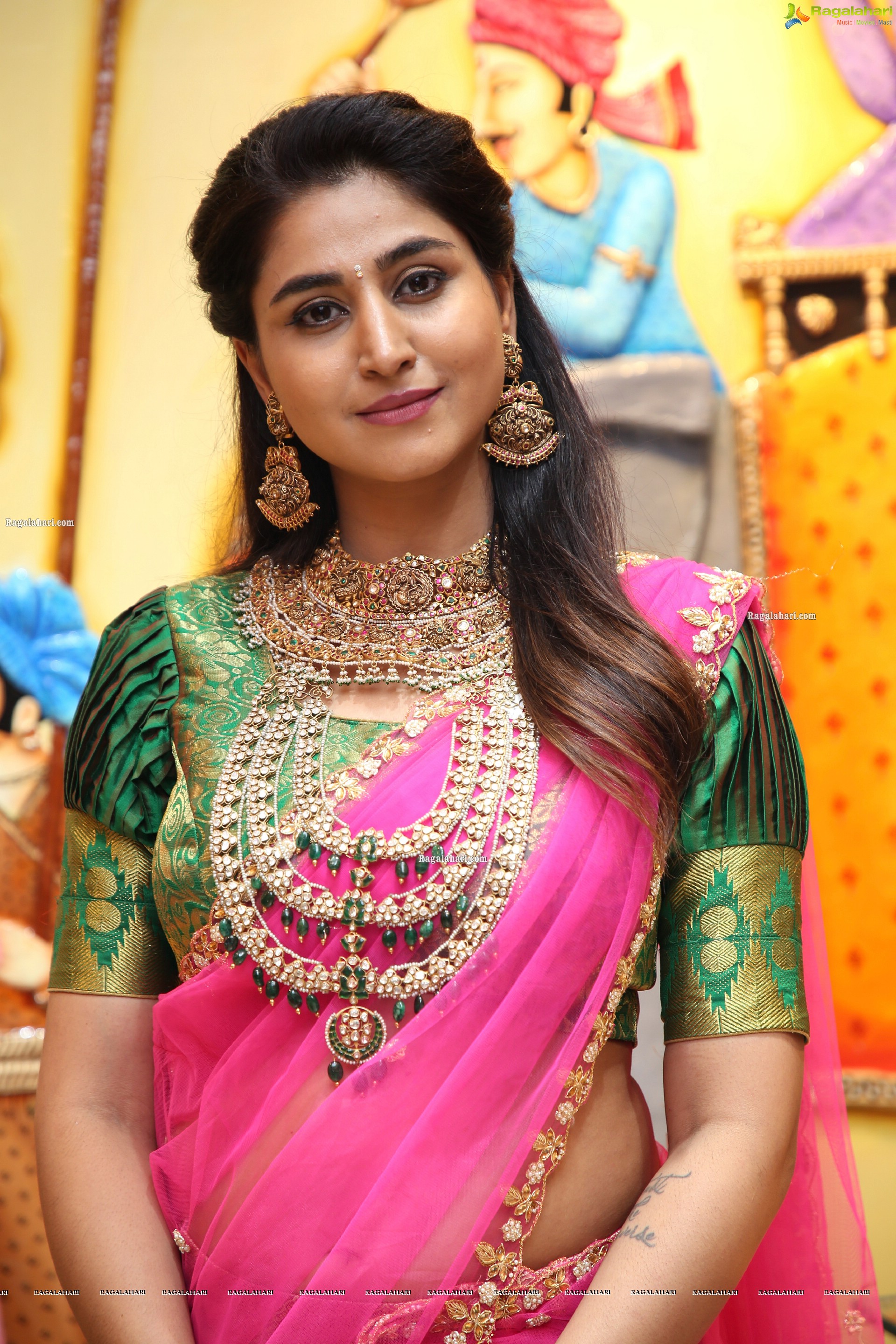 Varshini Sounderajan Poses With Gold Jewellery, HD Photo Gallery