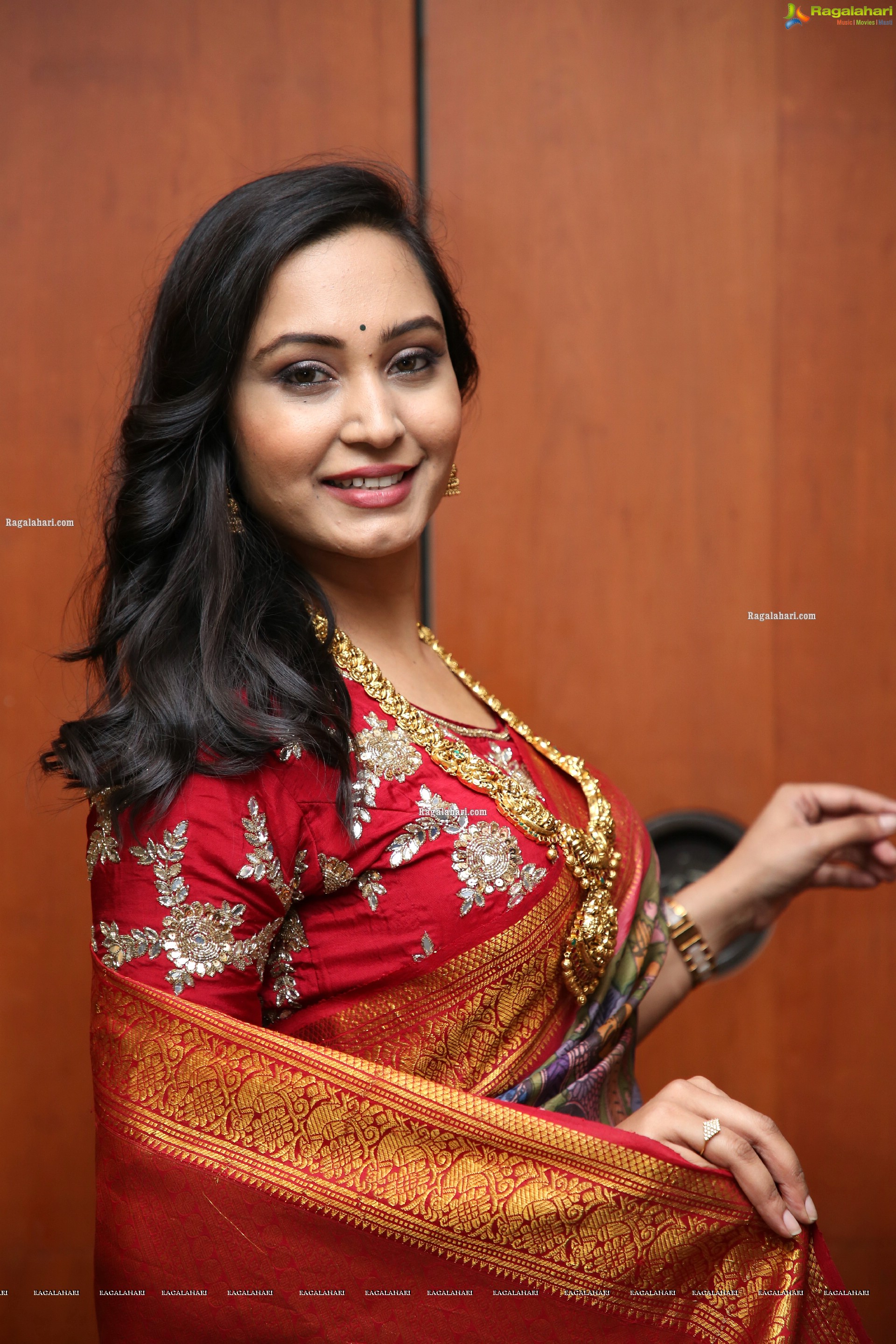 Vennela Amiga in Traditional Jewellery, HD Gallery