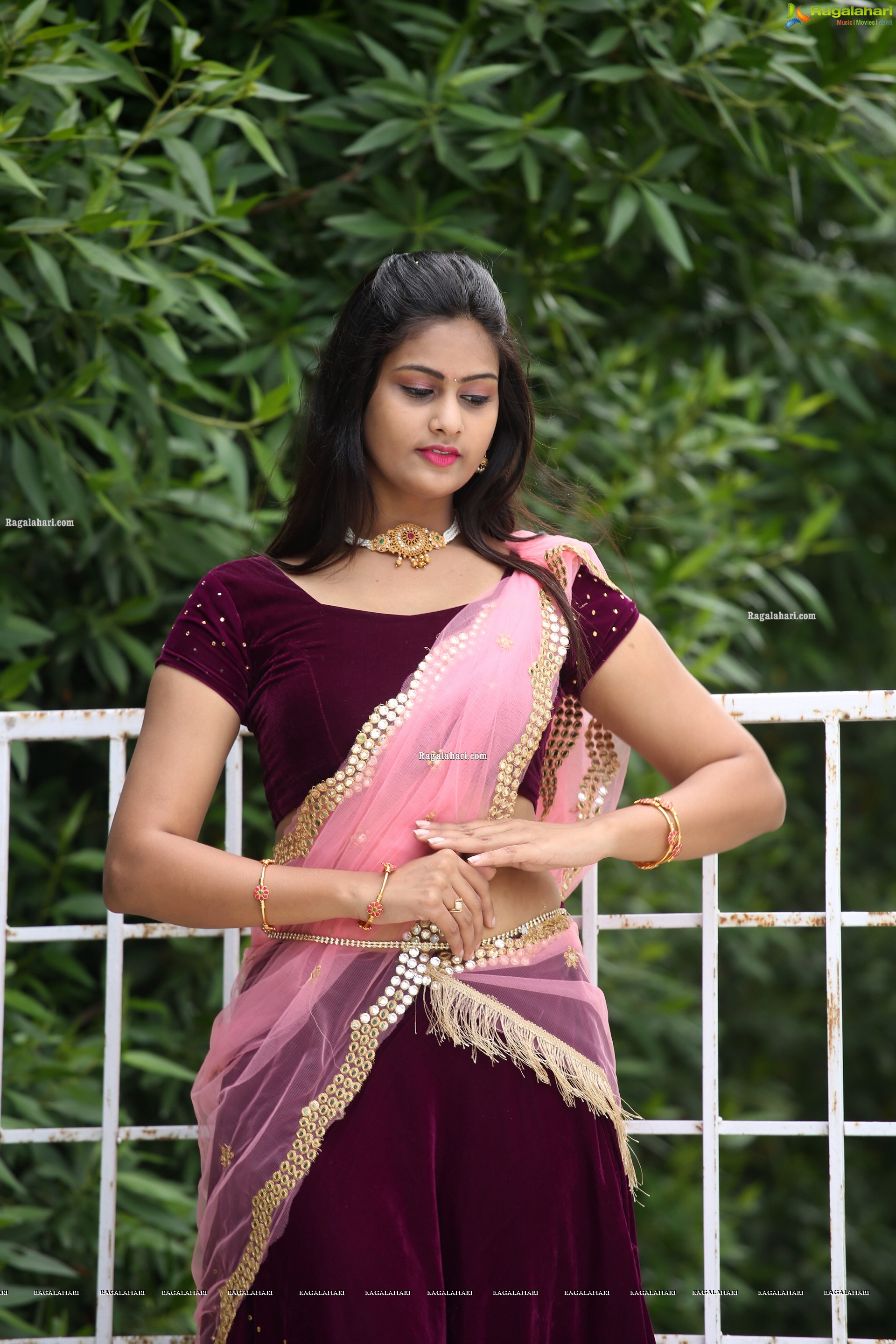 Viharika at Murugan Movie Opening, HD Photo Gallery