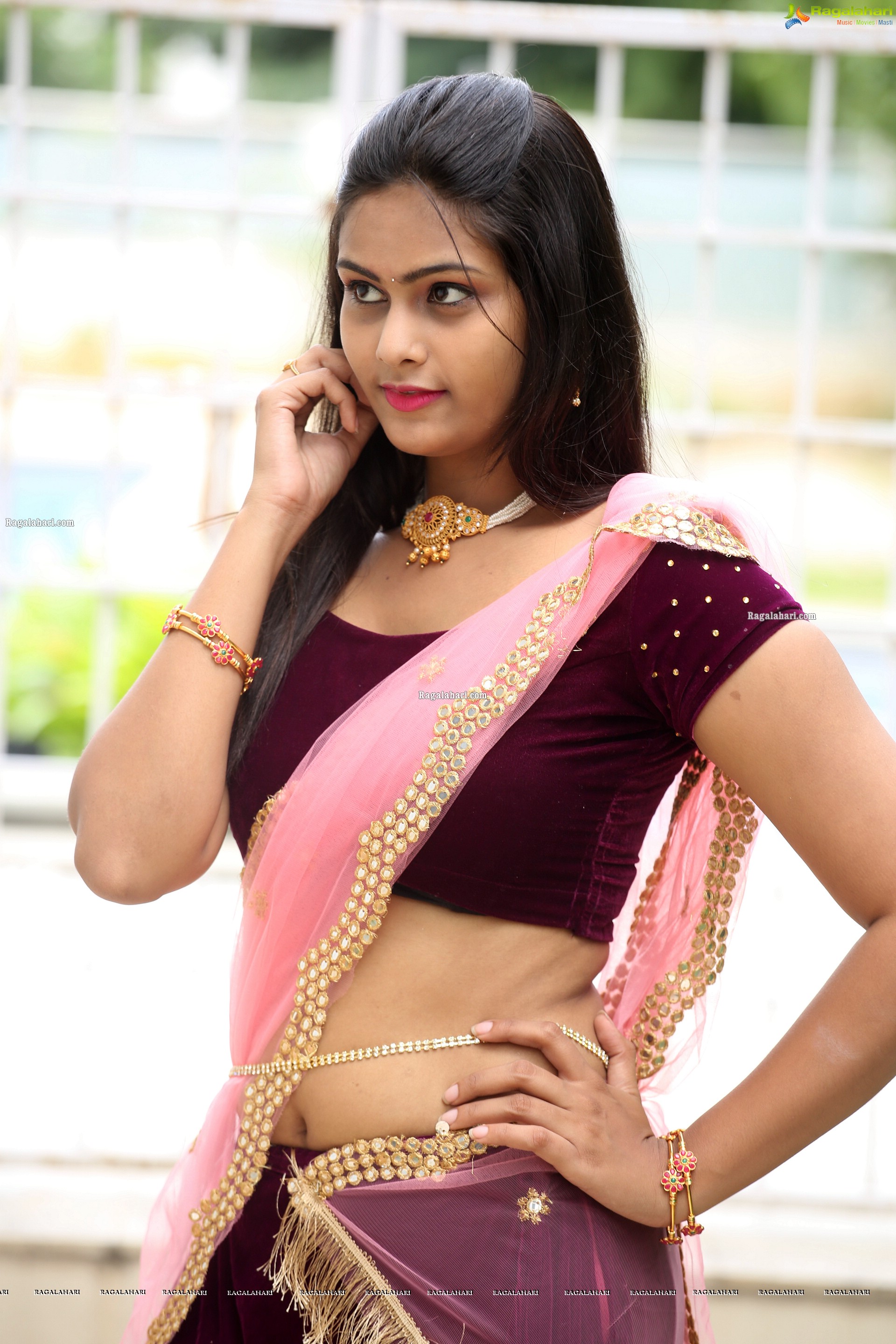 Viharika at Murugan Movie Opening, HD Photo Gallery