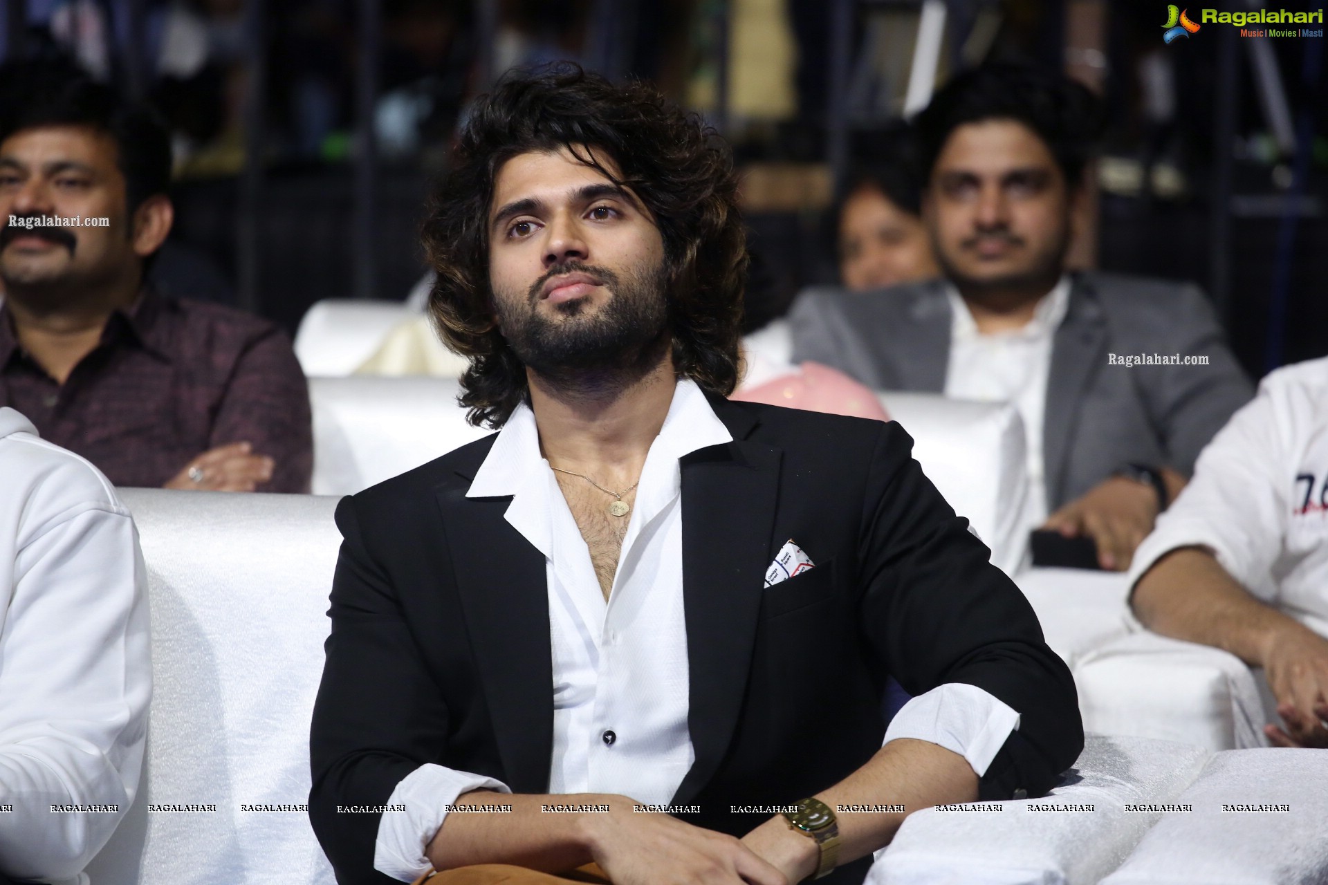 Vijay Deverakonda at Pushpaka Vimanam Trailer Launch, HD Photo Gallery