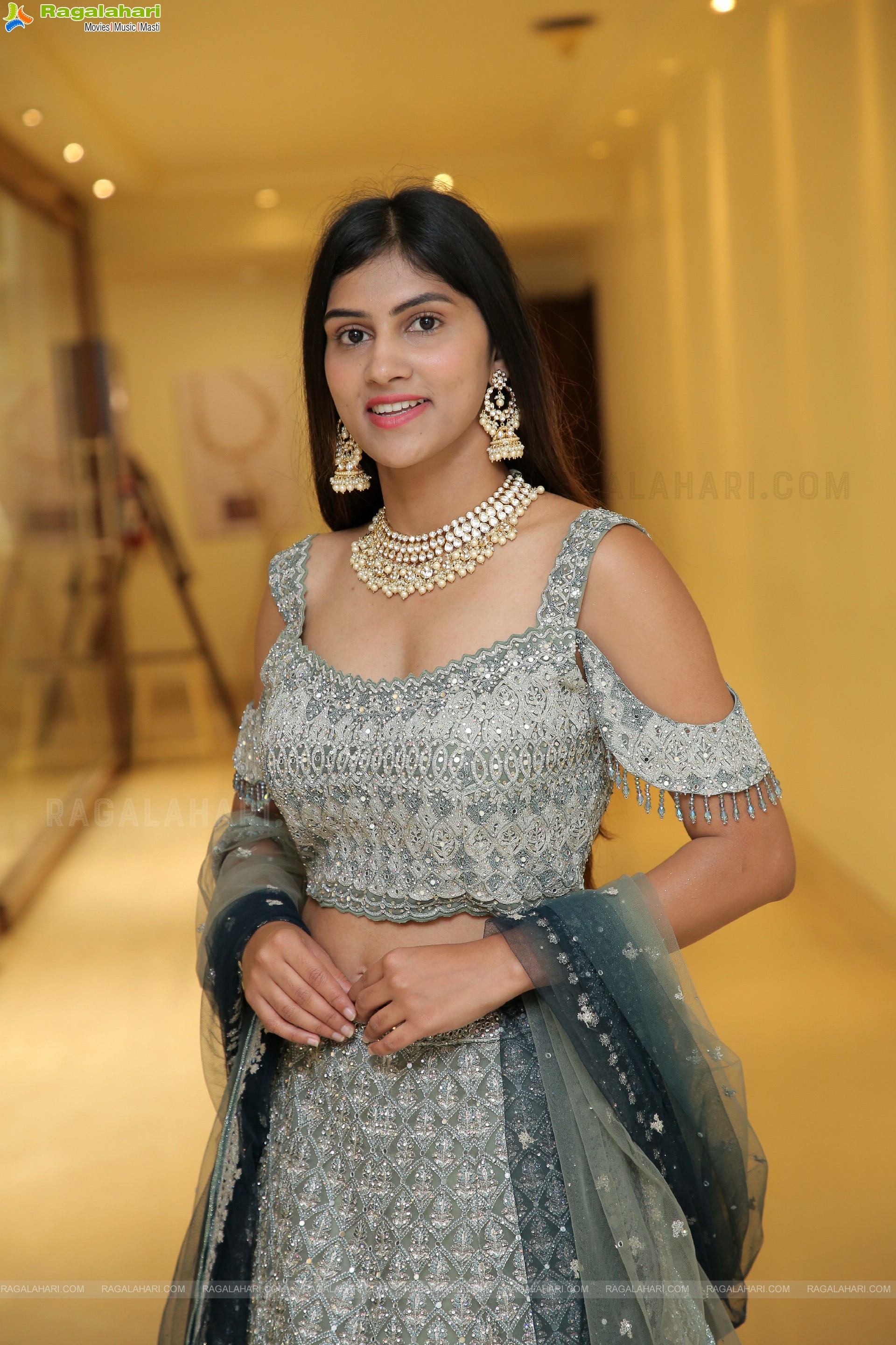 Aparna Reddy Latest Photoshoot Stills, HD Photo Gallery