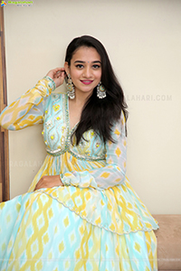 Bhuvaneshwari Latest Photoshoot