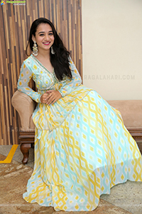 Bhuvaneshwari Latest Photoshoot